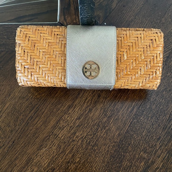 Tory Burch Bags Tory Burch Straw Clutch Poshmark